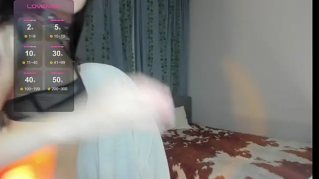 Snapshot of Vanellopes chatting on 11/26/25, 01:22 Vanellopes online show from 11/26/25, 01:22