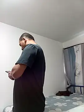 CWQ123 online show from 09/27/25, 01:23