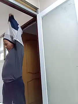 CWQ123 online show from 03/25/26, 07:30