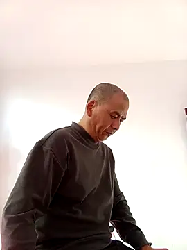 CWQ123 online show from 11/09/25, 01:53