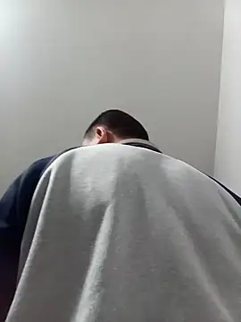 CWQ123 online show from 10/27/25, 12:39