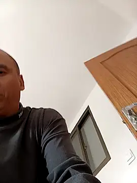 CWQ123 online show from 10/10/25, 01:06