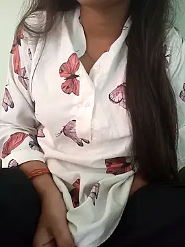 Neha Tyagi online show from 10/08/25, 04:58
