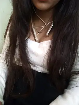 Neha Tyagi online show from 11/19/25, 08:58