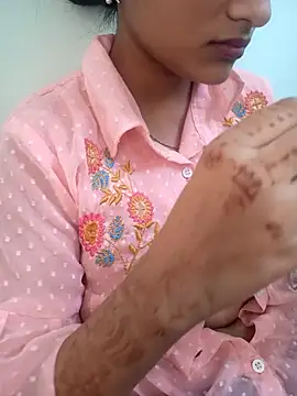 Neha Tyagi online show from 10/24/25, 06:12