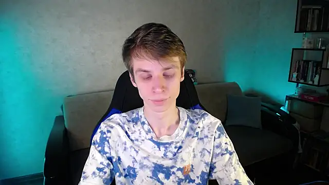 yes cute boy  online show from 04/08/26, 06:59