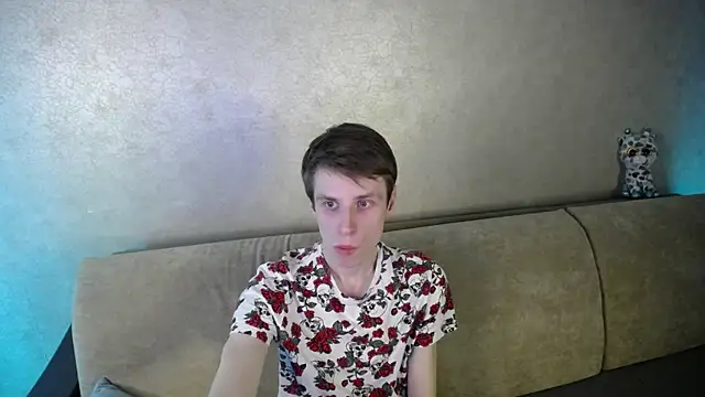 yes cute boy  online show from 03/14/26, 04:35