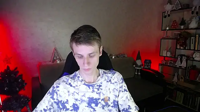 yes cute boy  online show from 01/07/26, 06:02