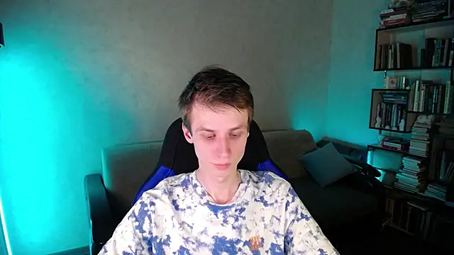 yes cute boy  online show from 02/25/26, 02:17