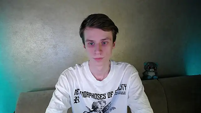 yes cute boy  online show from 03/26/26, 04:38
