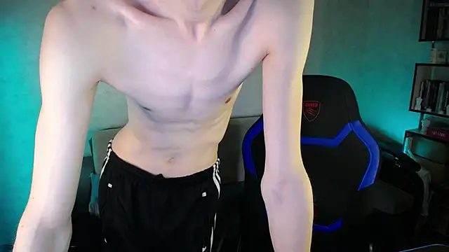 yes cute boy  online show from 04/05/26, 01:07
