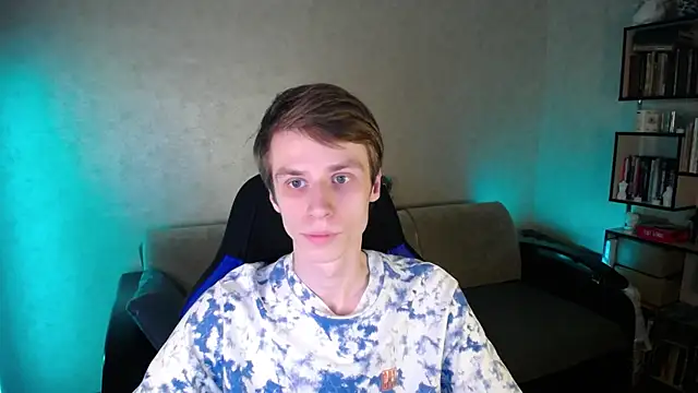 yes cute boy  online show from 04/10/26, 03:19