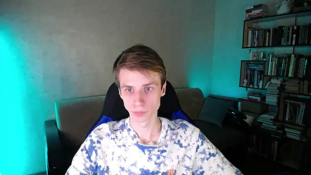 yes cute boy  online show from 03/01/26, 04:51