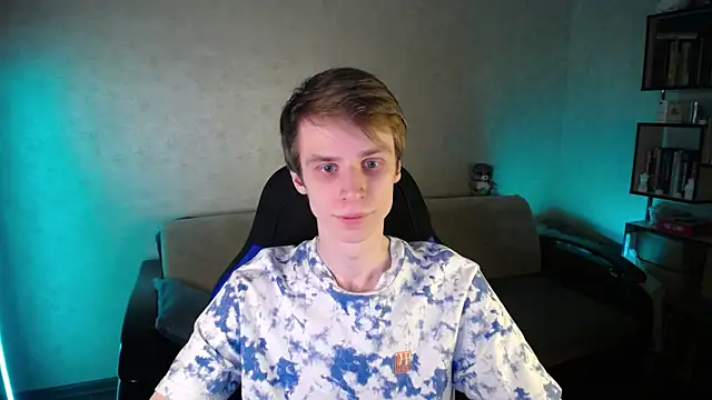 yes cute boy  online show from 04/04/26, 05:30