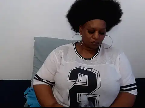 SplendidThalita online show from 11/13/25, 12:09