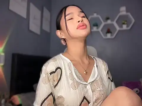 lelasohna online show from 09/10/25, 06:01