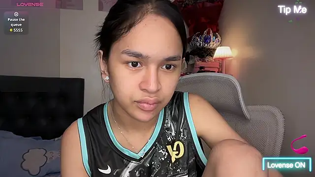 lelasohna online show from 04/29/26, 12:53