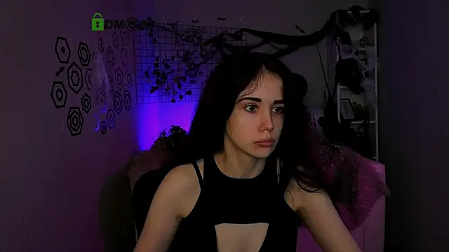 riley sanders online show from 10/27/25, 10:49