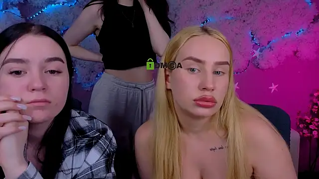 riley sanders online show from 04/07/26, 10:33