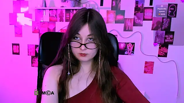 lilith diva online show from 04/15/26, 07:58