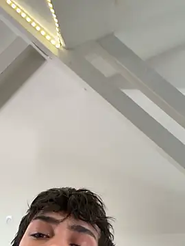 Snapshot of Gipsyboysteve chatting on 04/06/26, 11:11 Gipsyboysteve online show from 04/06/26, 11:11