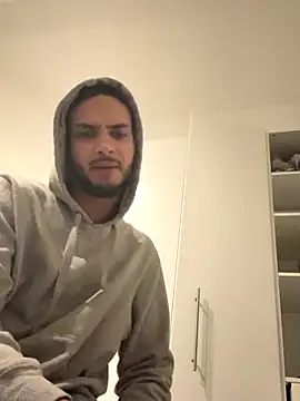 Snapshot of Gipsyboysteve chatting on 11/25/25, 09:37 Gipsyboysteve online show from 11/25/25, 09:37