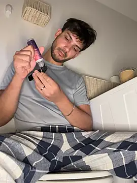 Snapshot of Gipsyboysteve chatting on 02/19/26, 02:19 Gipsyboysteve online show from 02/19/26, 02:19