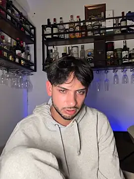 Snapshot of Gipsyboysteve chatting on 03/17/26, 08:45 Gipsyboysteve online show from 03/17/26, 08:45