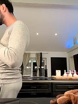 Snapshot of Gipsyboysteve chatting on 11/26/25, 04:40 Gipsyboysteve online show from 11/26/25, 04:40