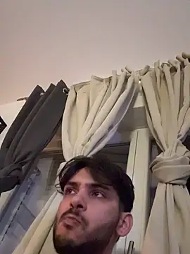 Snapshot of Gipsyboysteve chatting on 11/18/25, 01:10 Gipsyboysteve online show from 11/18/25, 01:10