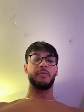 Snapshot of Gipsyboysteve chatting on 03/16/26, 05:44 Gipsyboysteve online show from 03/16/26, 05:44