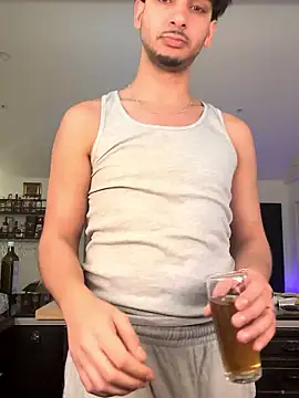 Snapshot of Gipsyboysteve chatting on 01/08/26, 08:48 Gipsyboysteve online show from 01/08/26, 08:48