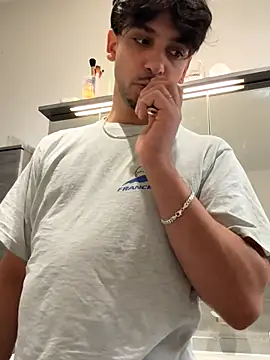 Snapshot of Gipsyboysteve chatting on 01/06/26, 01:15 Gipsyboysteve online show from 01/06/26, 01:15