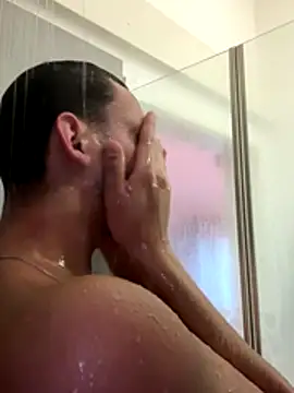 Snapshot of Gipsyboysteve chatting on 12/04/25, 08:13 Gipsyboysteve online show from 12/04/25, 08:13