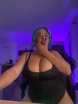 HATSUNE   online show from 09/15/25, 07:09