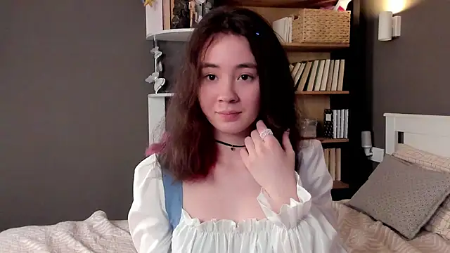 Snapshot of AlbertaClack chatting on 11/16/25, 02:11 AlbertaClack online show from 11/16/25, 02:11