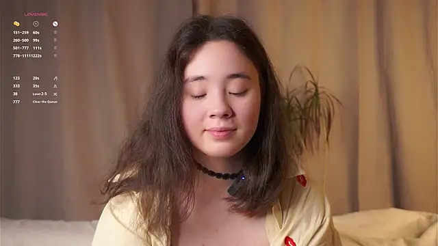 Snapshot of AlbertaClack chatting on 12/17/25, 12:21 AlbertaClack online show from 12/17/25, 12:21