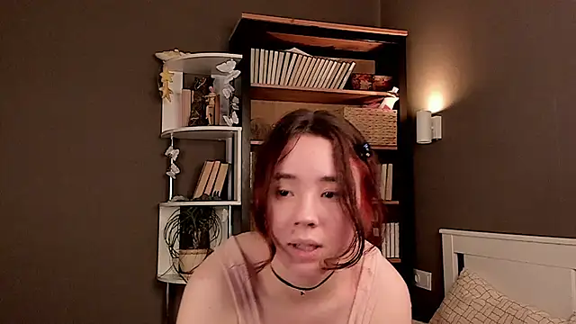 Snapshot of AlbertaClack chatting on 11/18/25, 12:19 AlbertaClack online show from 11/18/25, 12:19