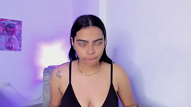 Snapshot of shizuka_84 chatting on 11/01/25, 11:04 shizuka 84 online show from 11/01/25, 11:04