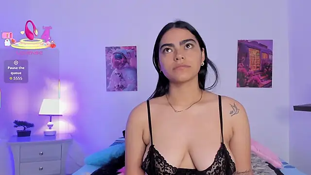 Snapshot of shizuka_84 chatting on 11/18/25, 11:13 shizuka 84 online show from 11/18/25, 11:13