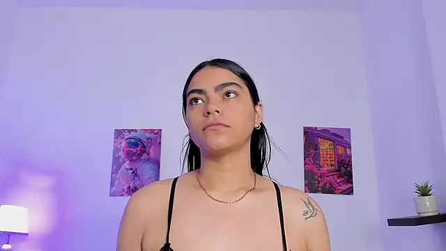 Snapshot of shizuka_84 chatting on 11/11/25, 11:16 shizuka 84 online show from 11/11/25, 11:16