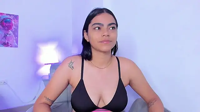 Snapshot of shizuka_84 chatting on 10/27/25, 12:06 shizuka 84 online show from 10/27/25, 12:06