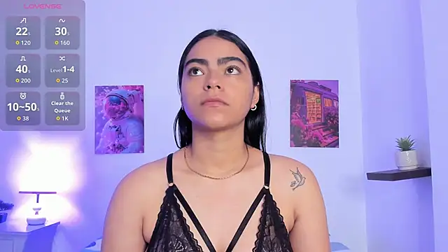 Snapshot of shizuka_84 chatting on 11/26/25, 11:10 shizuka 84 online show from 11/26/25, 11:10