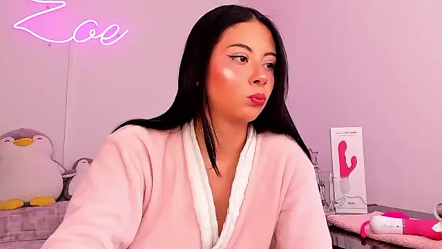 zoecams1 online show from 02/09/26, 04:38