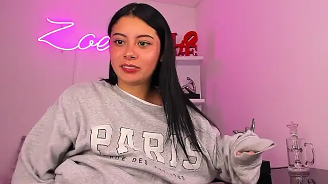 zoecams1 online show from 02/19/26, 06:16