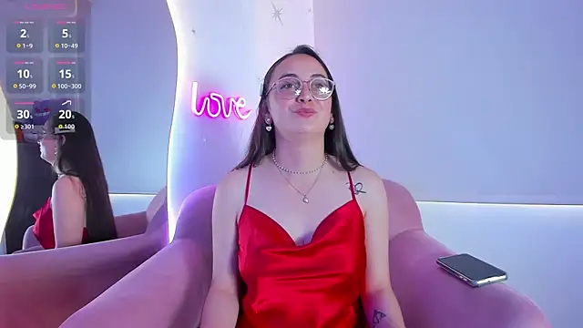 selene swee online show from 09/17/25, 05:48