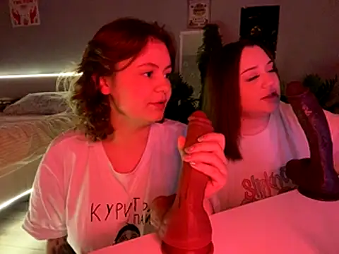 MoonIvy  online show from 11/13/25, 06:12