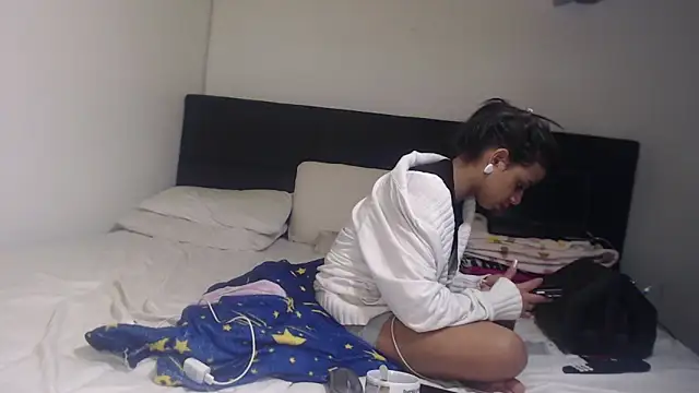 Snapshot of habdiela chatting on 02/20/26, 02:52 habdiela online show from 02/20/26, 02:52