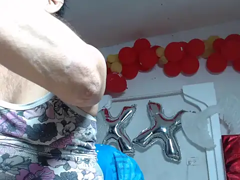 maggi hotsson online show from 09/26/25, 07:54