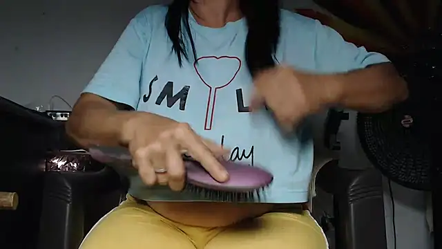 maggi hotsson online show from 04/14/26, 03:33